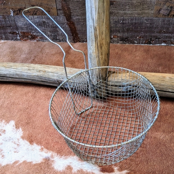 Vintage Collectible Kitchen Vintage Collectible Wire Fryer Basket W